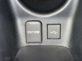 シガーソケット用の充電器が使用可能です!