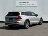 ◆バック/万が一を考え、安全性を重視する方に選ばれているVOLVO車。ドアを開閉するとその重み・厚みに驚くはず