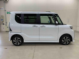 軽自動車、小型車を中心に常時300台展示車を御用意させて頂いております
