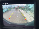 ●ガイドライン付きバックカメラ:不安な駐車もこれで安心!ガイドライン付きなので狭い箇所での駐車もラクラクです!
