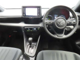 ぜひ展示車の運転席に座ってみてください。