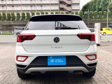高強度ボディ&times;衝撃吸収構造で、万が一にも備えた安心設計。Volkswagenならではの安全性能です。