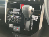 オートエアコン★温度を設定すれば車内を快適に保ってくれます♪
