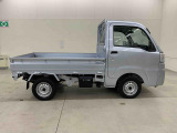 軽自動車、小型車を中心に常時300台展示車を御用意させて頂いております