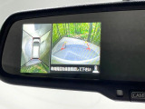 【アラウンドビューモニター】専用のカメラにより、上から見下ろしたような視点で360度クルマの周囲を確認することができます☆縦列駐車や幅寄せ時に活躍してくれます♪