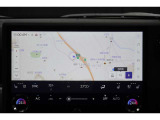 ドライバーが運転操作に集中できるコックピット思想、「タズナコンセプト」が取り入れられたインテリアとなっています