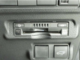 ETCゲートを使ってキャッシュレスで料金所を通過・スマートに時短出来ます。スマートICを乗降出来るのもメリットです!ETCカードはトヨタカードがおすすめ!