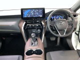 見通しのよいすっきりとした視界で、誰でも運転しやすいです。運転のしやすさは疲れにくさにも繋がりますよ♪