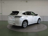 鍛錬を積み重ねた背中の様に、人を惹きつけるリヤスタイル。