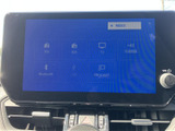 高機能なオーディオシステムが、車内をエンターテイメント空間に変えます。お気に入りの音楽を楽しみながら、快適なドライブを。充実の機能です。