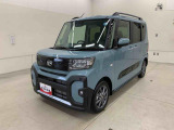 お探しのお車がございましたら遠慮なく店舗スタッフにご相談下さい。