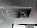 ETC車載器付きです。高速道路の料金所もスムーズに通過できます。