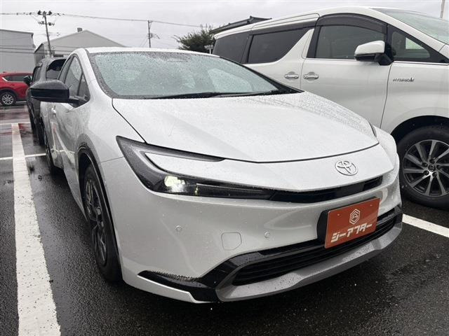 プリウス 2.0 Z E-Four 4WD 禁煙車 純正12.3インチナビ フルセグTV
