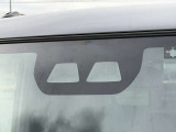 【スマートアシスト】走行中に前方の車両等を認識し、衝突しそうな時は警報とブレーキで衝突回避と被害軽減をアシスト。より安全にドライブをお楽しみいただけます。