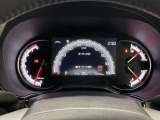見やすいメーターレイアウトで運転をサポート!