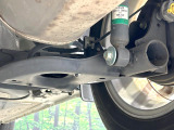 お車を安心してお乗りいただく為には、足回りの定期点検が欠かせません。サービスサポート(有償保証)では無料点検もご提供しており、安心のカーライフをお過ごしいただけるサポート体制が整っています。