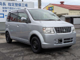 「買った後の車検や修理、どこに頼もう?」という悩みを一発解決!国が認めた自社指定工場があるから、購入後のメンテナンスまでワンストップで頼めます。車に詳しくない方でも安心して相談できるお店です。