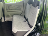 運転に必要な情報を一目で確認できるメーター類。操作性にも優れており、安全運転をサポートします。快適なドライビングを。