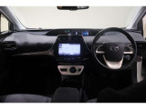 必要な装備を使いやすい位置に配置した機能的な運転席まわり。操作感や車両感覚など、ぜひ運転席に座って確かめてください。