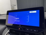 ブルートゥースに接続することにより、スマホに入ったお気に入りの音楽を車内で楽しむことができます♪あると本当に便利な機能になっています!
