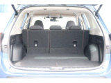 車体構造の見直しや、新型パワーリヤゲートの採用により、荷室幅および荷室開口部を拡大。サイズの大きな荷物の出し入れがしやすくなっております。