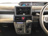 温度を設定すれば、自動で車内の温度管理をしてくれる優れものです♪ATミッションで運転楽々