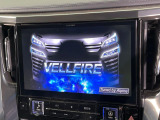 【BIG-X11インチナビ】人気の大画面BIG-Xナビを装備。専用設計で車内の雰囲気にマッチ!ナビ利用時のマップ表示は見やすく、テレビやDVDは臨場感がアップ!いつものドライブがグッと楽しくなります♪