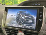 【純正ナビ】人気の純正ナビを装備しております。ナビの使いやすさはもちろん、オーディオ機能も充実!キャンプや旅行はもちろん、通勤や買い物など普段のドライブも楽しくなるはず♪