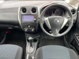 運転席周りの視界もよくハンドルも軽い取り回しなのですごく運転がしやすい車です。