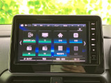 使いやすいインターフェースが特徴のナビ・オーディオシステムです。様々な機能をまとめて搭載し、快適なドライブをサポートします。