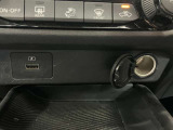 USB電源を装備してます。スマホやタブレットの充電に便利です♪