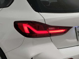BMW伝統のL字型テールライト