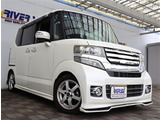 『1台』のお車に対して、こだわって仕入れを行っております。オプション装備装着車となります!