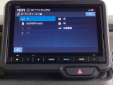 AVメニューはご覧の通り、様々なコンテンツに対応、ドライブを楽しく演出できます。詳しくはスタッフへお尋ねください。