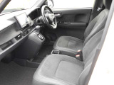 当店の車は全台保証付きで購入後も安心です。保証期間中は全国のホンダディーラーで保証修理を受け付けております。(詳細はスタッフまで!)