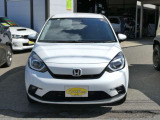 フィット  1.5 e:HEV ベーシック 4WD