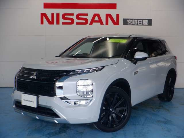 アウトランダー PHEV 2.4 P 4WD