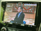 停車中にテレビや映像コンテンツを楽しめます。待ち時間や休憩時間に、リラックスした時間を過ごせるでしょう。