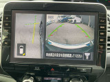 アラウンドビューモニターは自車の前方・左側面映像をモニタ-に映して離合時・駐車時などにとても便利です。