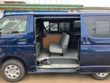 当店では、自社で仕入れした厳選車両を、多数展示しております。リーズナブルなお車を多数在庫しております。掘り出し物を探しにいらしてください。