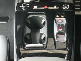 正規ディーラーのテクニシャンは、全員がさまざまなテクニカルトレーニングを習得。ドイツ本国のAUDI AGが認定する資格を有するテクニシャンが納車前の点検を実施します。