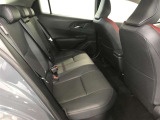 ゆとりある広々とした車内空間は、ドライブを始め買い物やレジャーなど、幅広く活躍します。一人でもみんなとでもお出かけを楽しみましょう!
