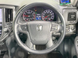 【純正革巻きステアリング】上質な革を使用することで、手にしっかり馴染みとても運転しやすいハンドルです♪