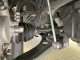 お車を安心してお乗りいただく為には、足回りの定期点検が欠かせません。サービスサポート(有償保証)では無料点検もご提供しており、安心のカーライフをお過ごしいただけるサポート体制が整っています。