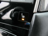 運転席と助手席はシートヒーターで冬は暖かく♪♪