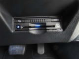 ETCを装備しています。高速道路の料金が後払いなので、料金所で止まることが無く、ノンストップでスイスイ進めます。