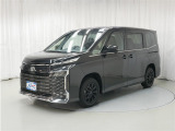 おひとり、恋人、ご友人、ご家族など、少人数でも大人数でもお出かけが楽しめます。この車で楽しいドライビングライフを送りましょう♪