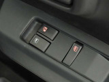 パワーウィンドウを装備しております。