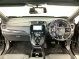 【前方視界】開放的な前方視界!運転がしやすく疲れにくいです♪窓が大きく、見通しがとっても良いおクルマですよ♪