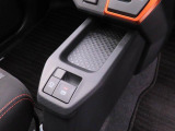 電動パーキングブレーキ&オートブレーキホールド機能つき♪日々の運転が楽になります。